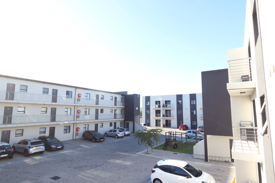 2 Bedroom Property for Sale in Parklands Western Cape